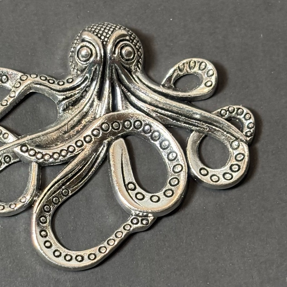 5 Silvertone octopus charms for necklaces bracelet anklet steampunk jewelry art
